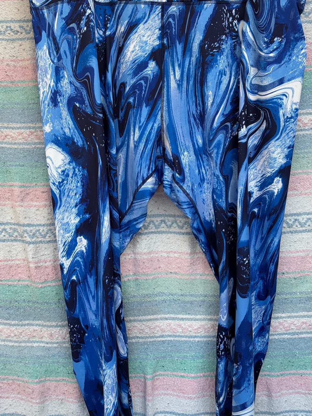 Roaman's Blue Marble Print Leggings
